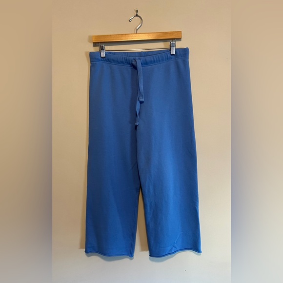 Frank and Eileen Malibu Travel Set in Wave. Capelet in O/S pants in S worn once - Picture 4 of 15